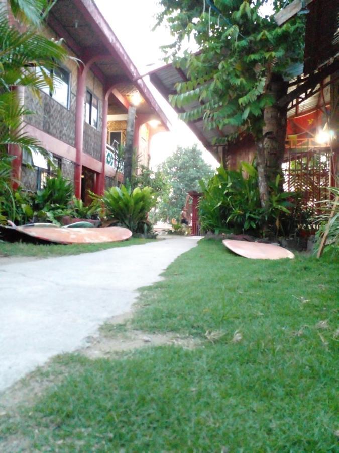 Nine Clouds Homestyle Accommodation جنرال لونا المظهر الخارجي الصورة